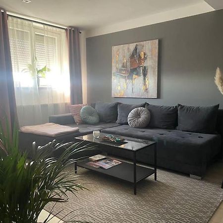 Apartamento Prekrasan Mali Stan Matilda U Zagrebu Exterior foto